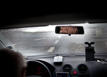 Wypadek w ruchu lądowym a naruszenie zasad bezpieczeństwa przez innych uczestników wypadku