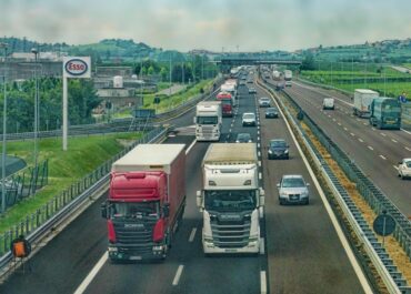 Jak przedsiębiorcy zajmujący się naprawą pojazdów ciężarowych i naczep mogą skutecznie prowadzić spory z ubezpieczycielami o zaniżone odszkodowania?